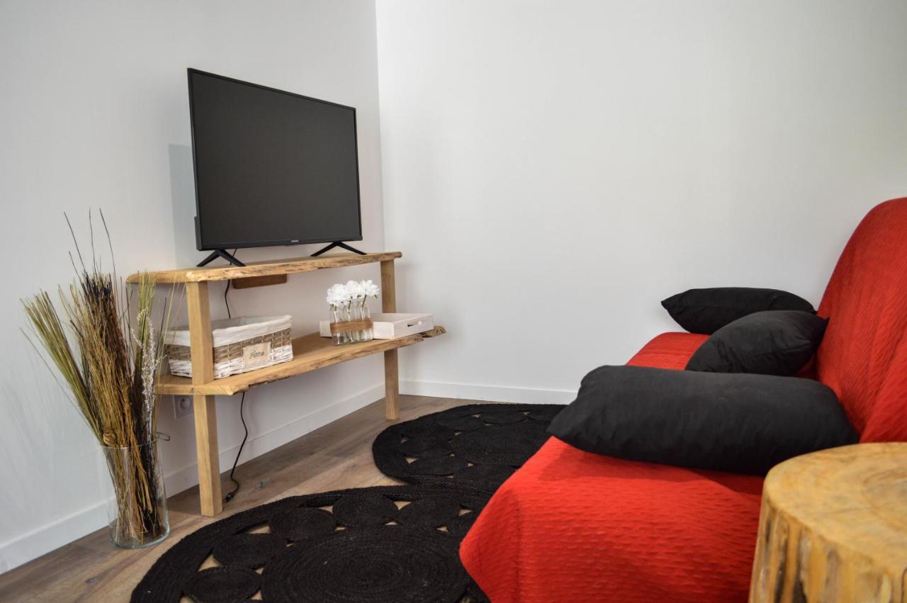 Bed and Breakfast Grande Chambre D'Hote Les Chats-Pitres La Rochette  Екстер'єр фото